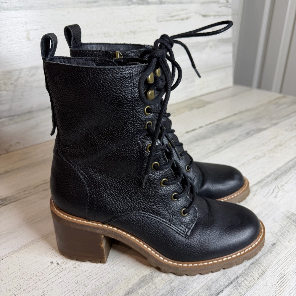 Crown Vintage BootsBlack Leather Yuliana Combat Lace-Up Lug Sole Size 7M